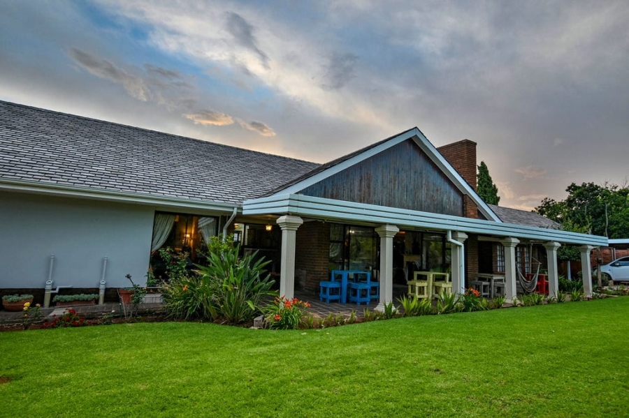 To Let 5 Bedroom Property for Rent in Dan Pienaar Free State